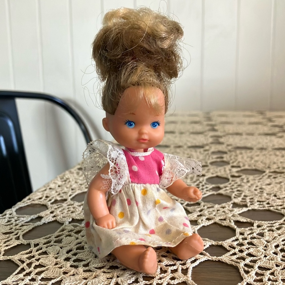 Kelly Barbie Mattel 1976